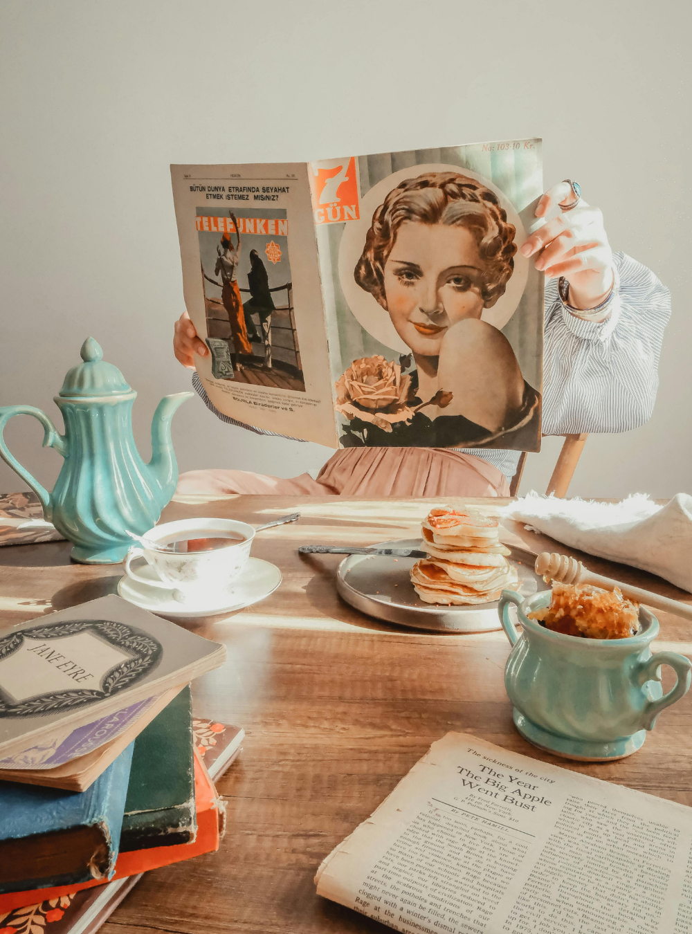 Analizando opciones para elegir el servicio más adecuado para un negocio.